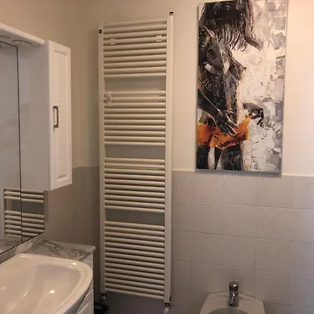 At9 *